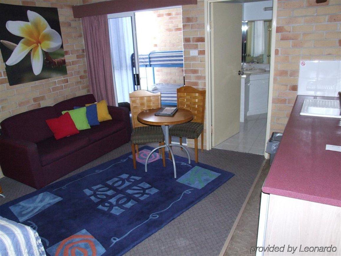 Yamba Beach Motel Szoba fotó